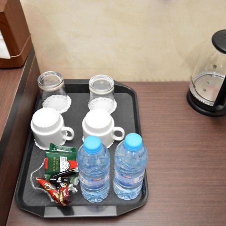 Hotel Partiez เยเรวาน ภายนอก รูปภาพ