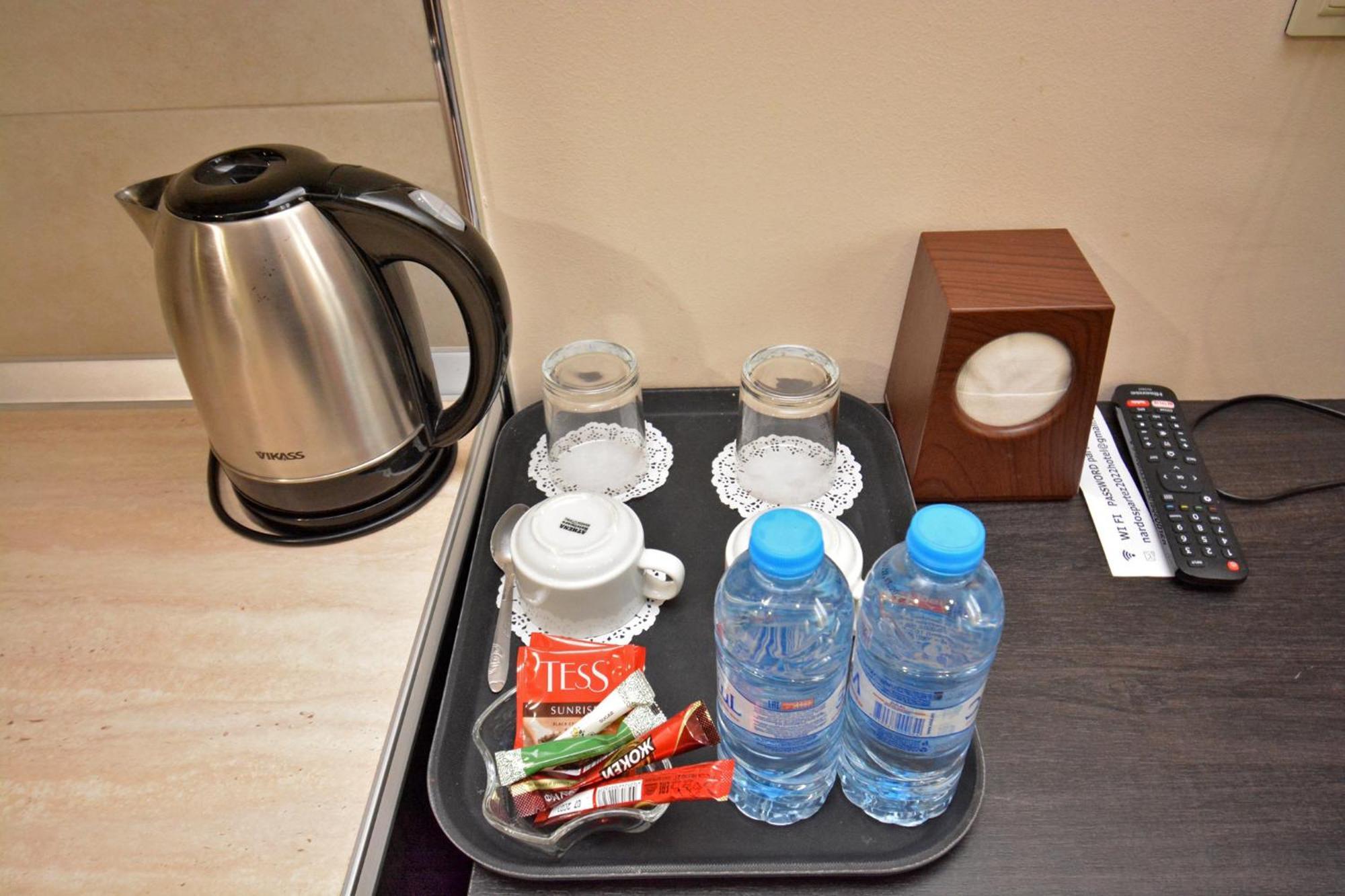 Hotel Partiez เยเรวาน ภายนอก รูปภาพ